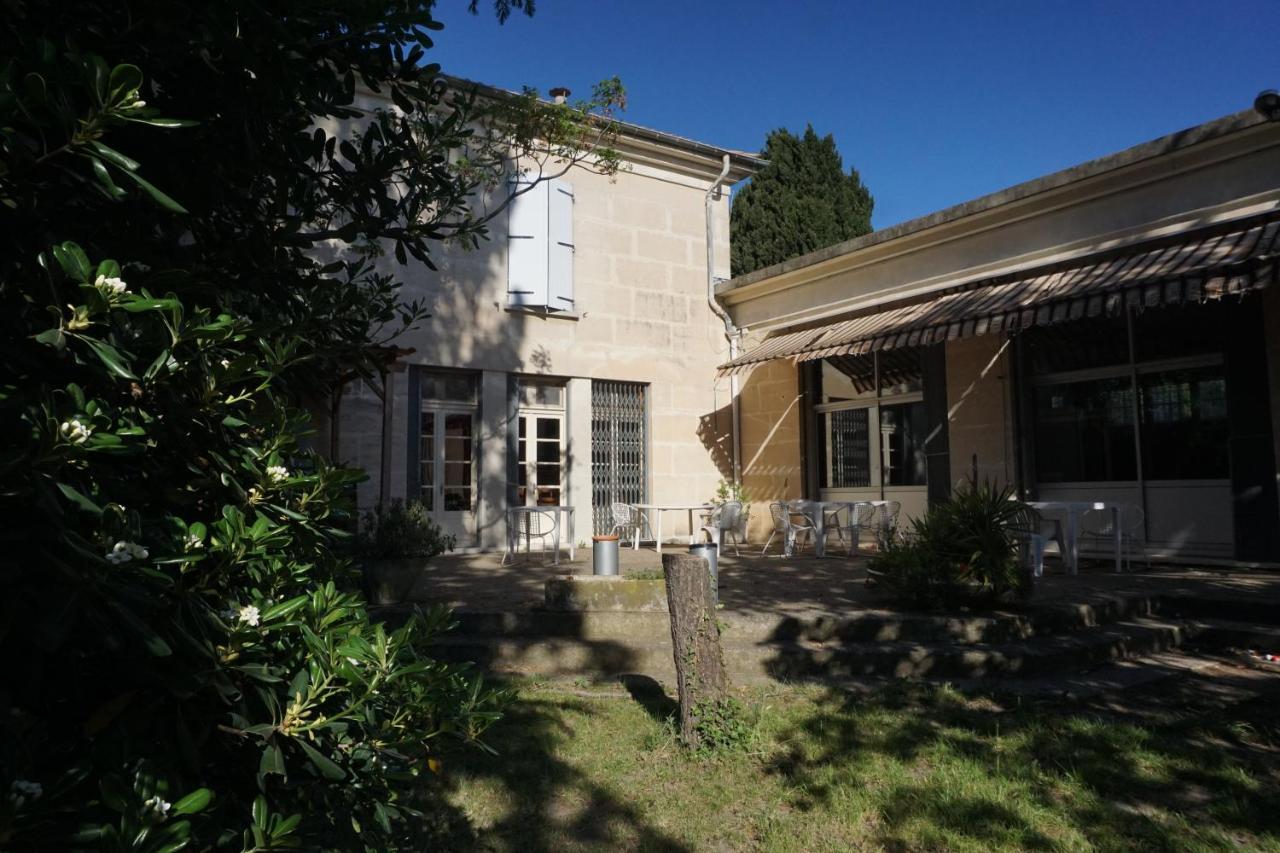 Auberge De Jeunesse Hi Arlés Exterior foto