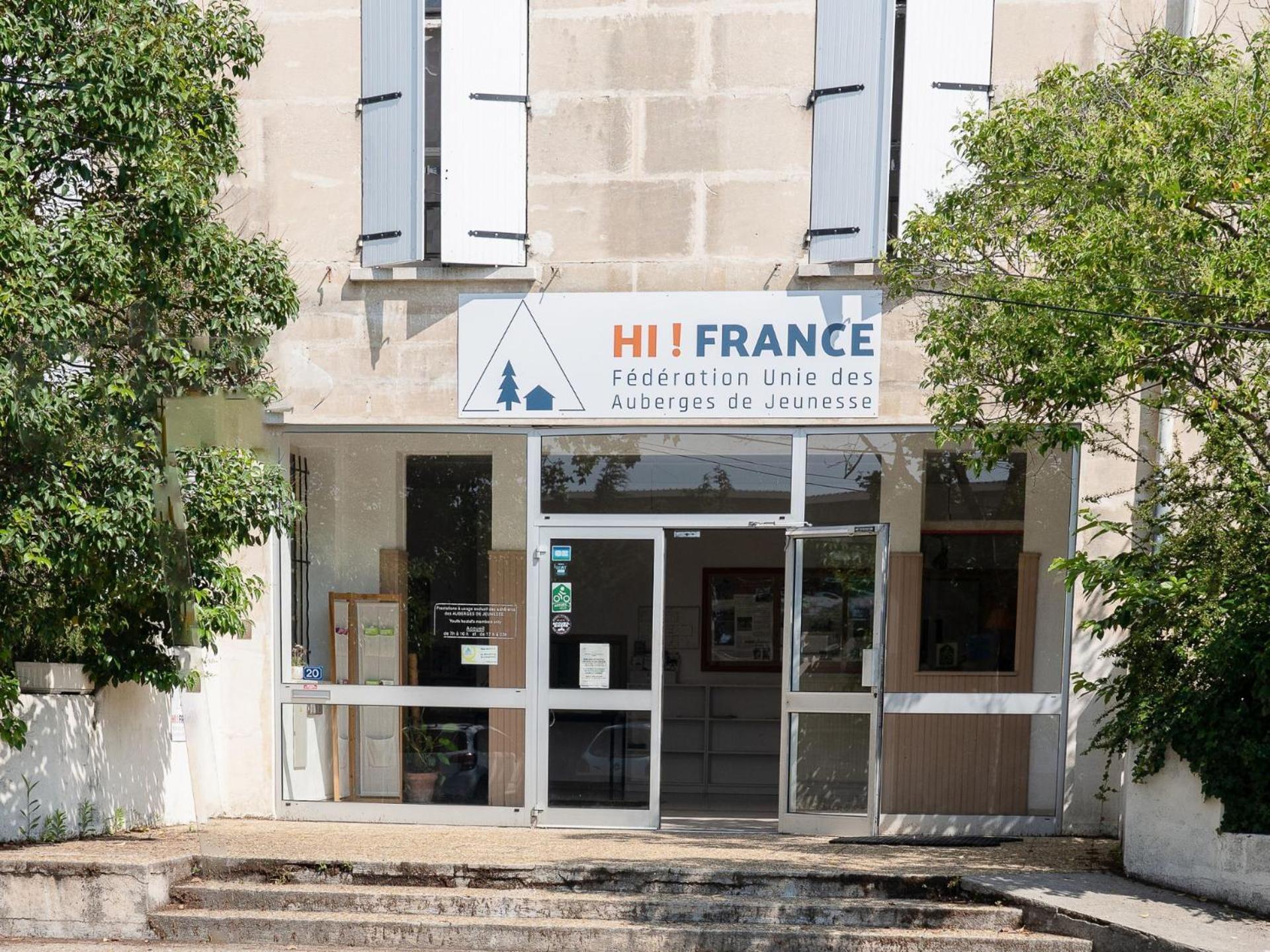 Auberge De Jeunesse Hi Arlés Exterior foto